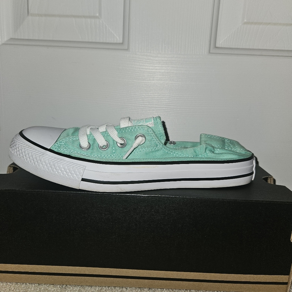 Converse Shoreline slip-on